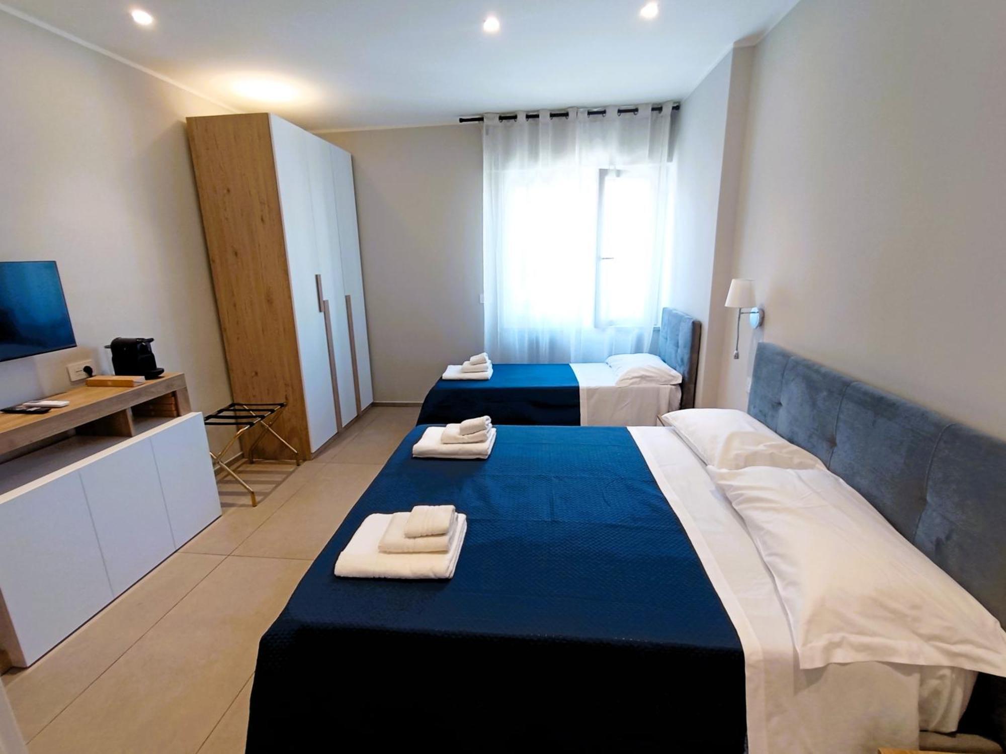 Mile Rooms Bari Exterior foto